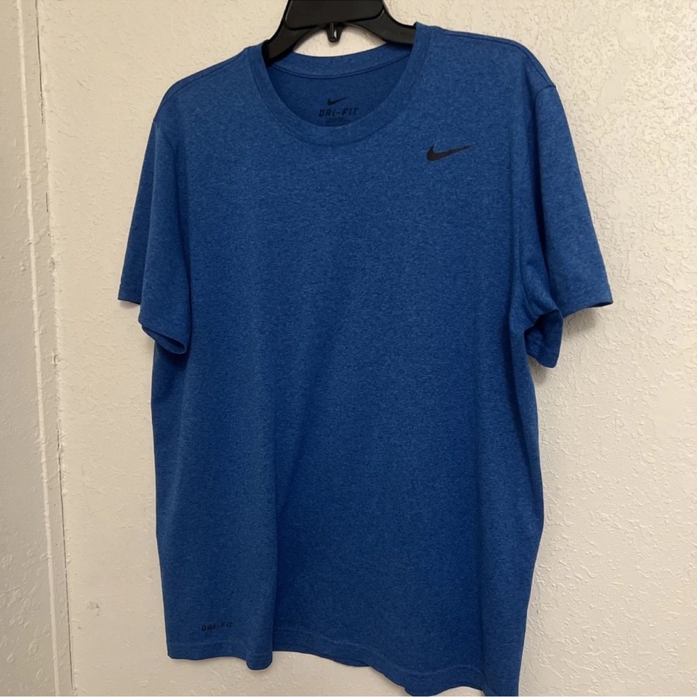 Nike Blue Short Sleeve Tee large